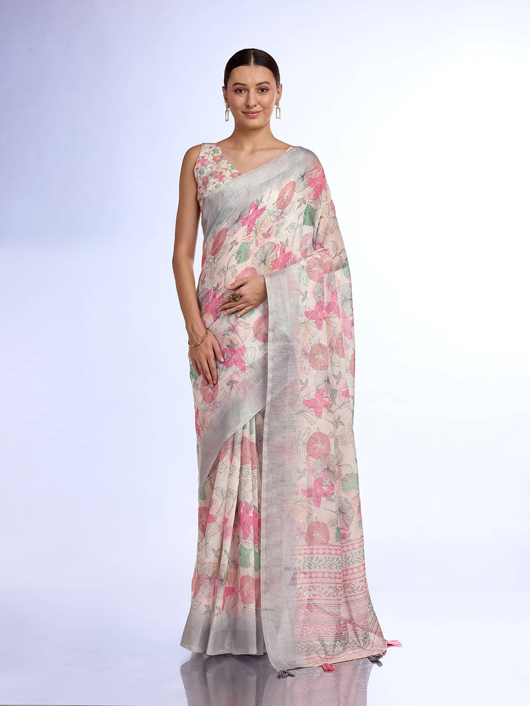 Rekha Maniyar Linen Printed Saree With Unstitched Blouse Piece ( White ) Rekha Maniyar Linen Printed Saree With Unstitched Blouse Piece ( White )