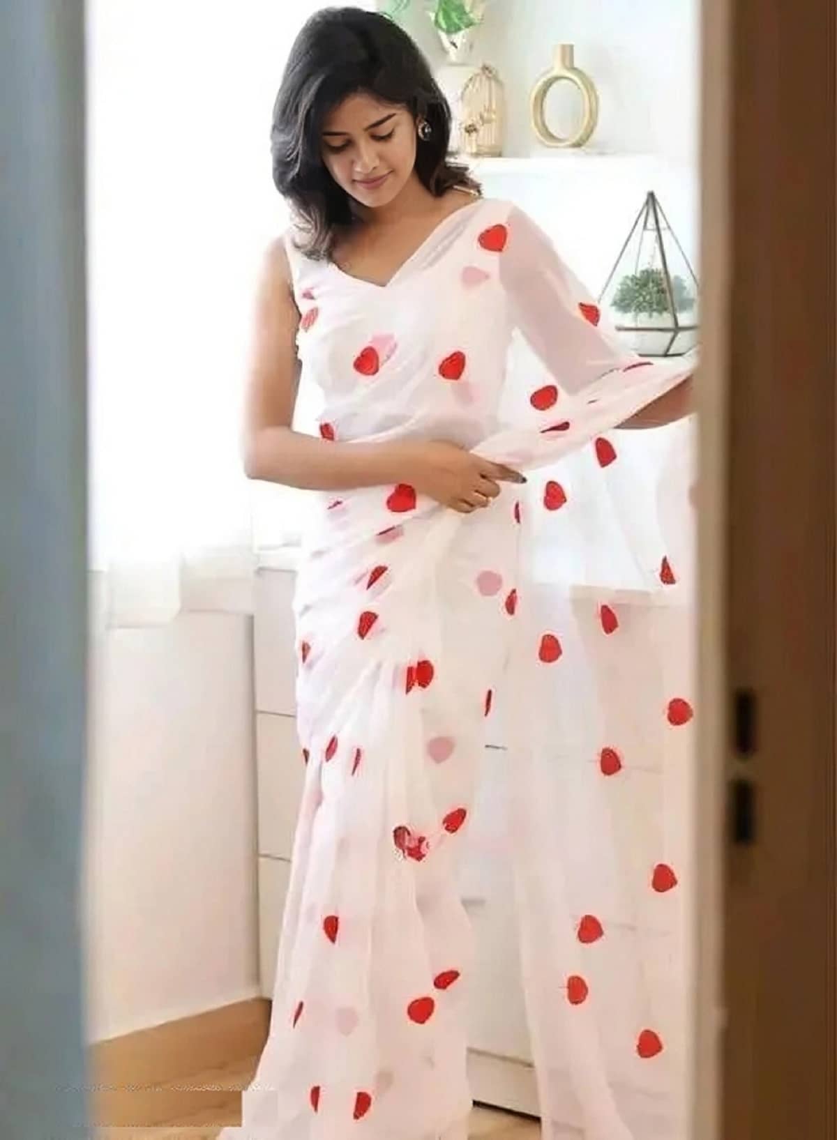 Lady Shopi Georgette Embroidered Saree With Unstitched Blouse Piece ( White ) - Sarees | Buy online on ZillyBuy