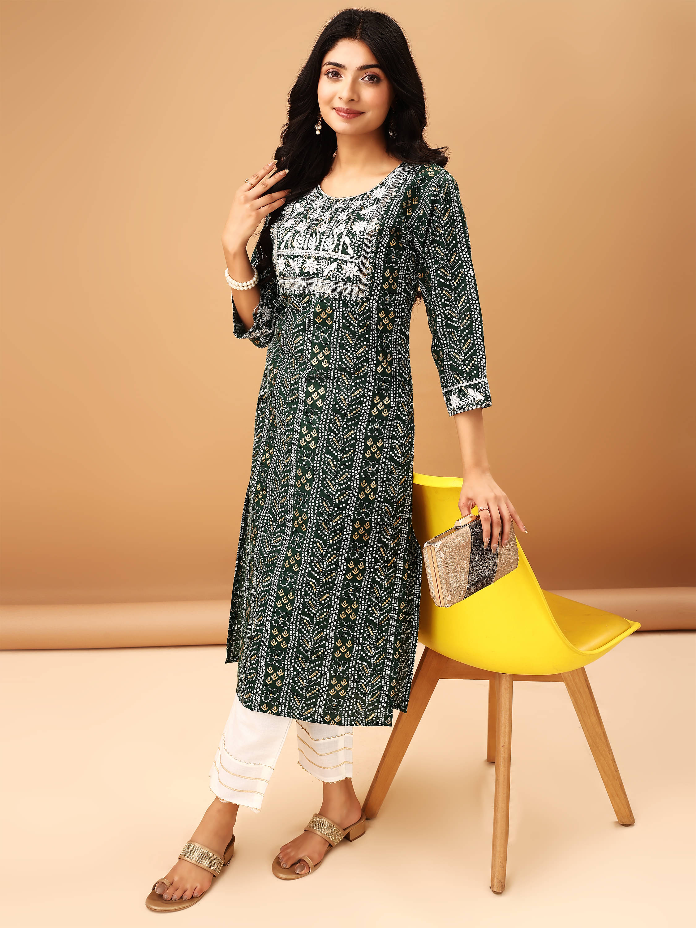 TRAHIMAM Women Cotton Blend Printed Straight Kurti With Pants ( Green )     			TRAHIMAM Women Cotton Blend Printed Straight Kurti With Pants ( Green )