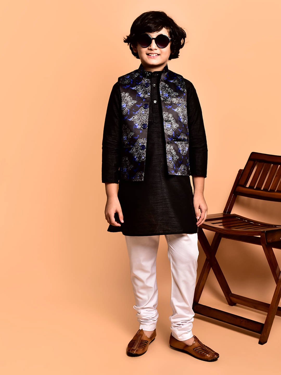     			PRINTCULTR Boys Cotton Blend Black Kurta Pant Set ( Pack of 1 )