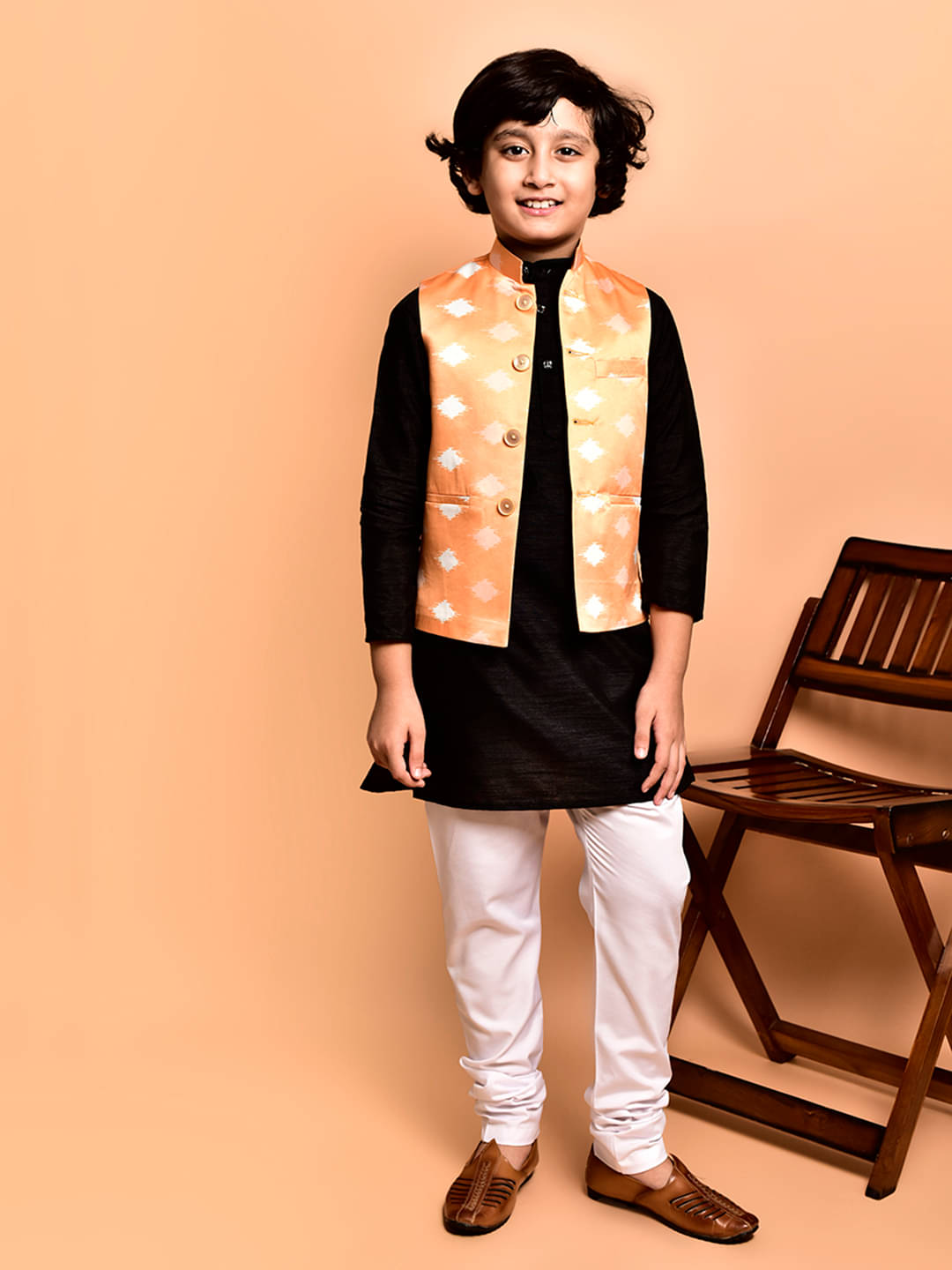 PRINTCULTR Boys Cotton Blend Ikat - Pattern Kurta Pant Set ( Black , Pack of 1 ) PRINTCULTR Boys Cotton Blend Ikat - Pattern Kurta Pant Set ( Black , Pack of 1 )