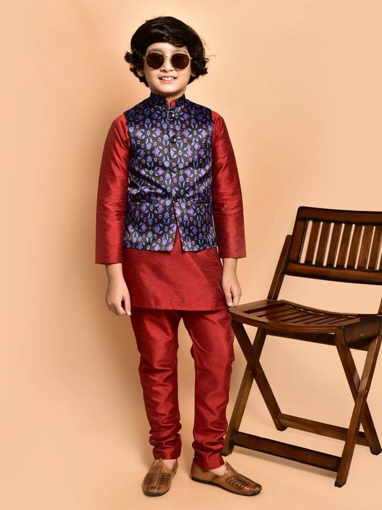     			PRINTCULTR Boys Silk Red Kurta Pant Set ( Pack of 1 )
