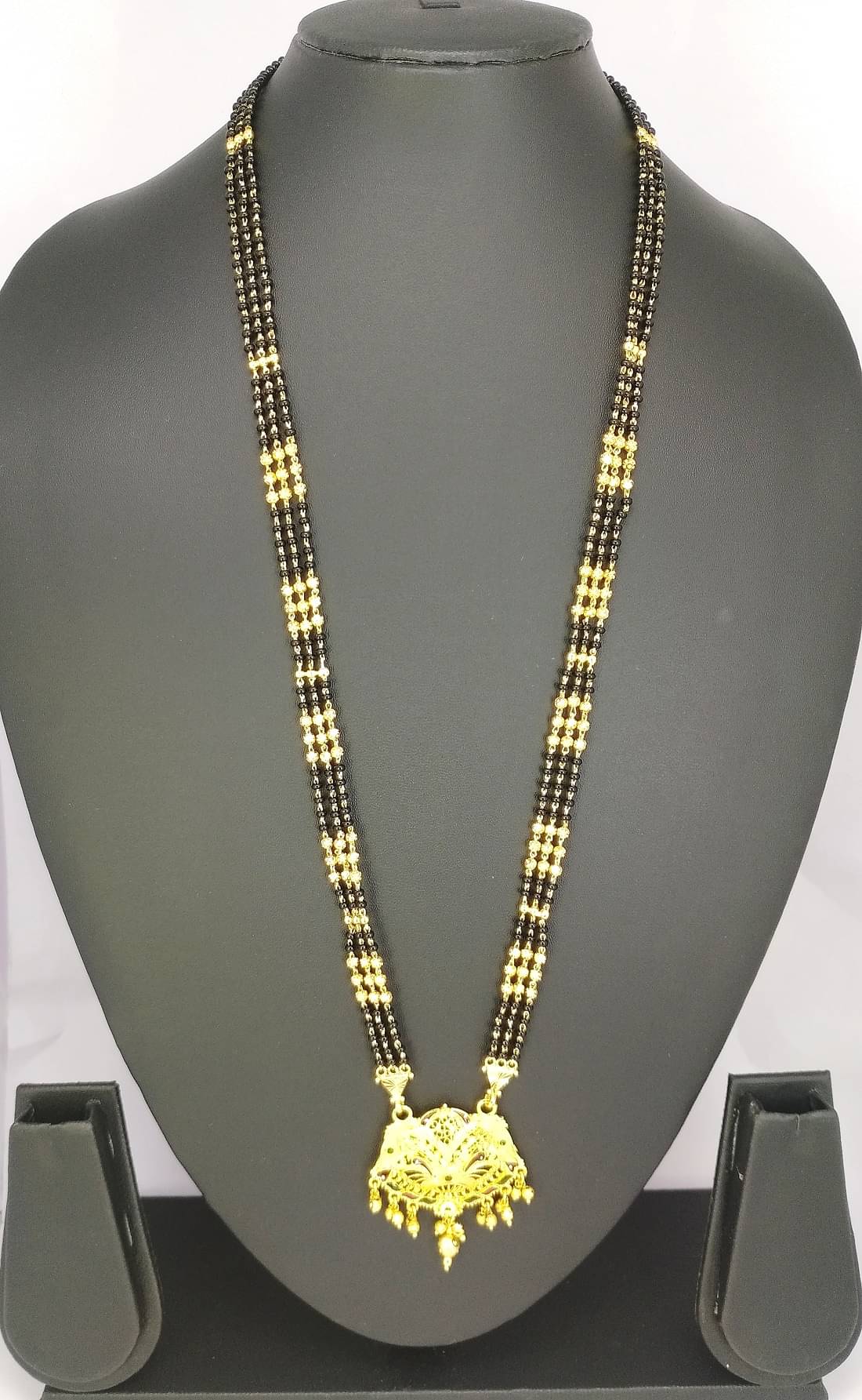 Soni jewellery Golden Mangalsutra ( Pack of 1 ) Soni jewellery Golden Mangalsutra ( Pack of 1 )