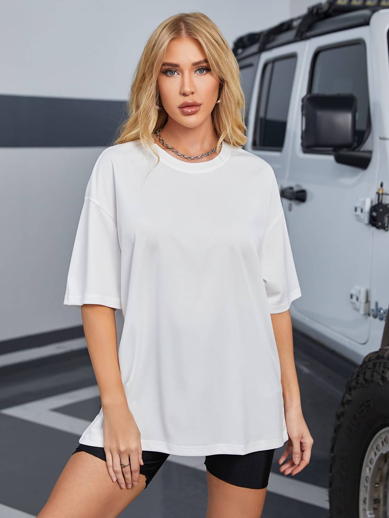 Aahwan Women's Polyester Regular Top ( White ) Aahwan Women's Polyester Regular Top ( White )