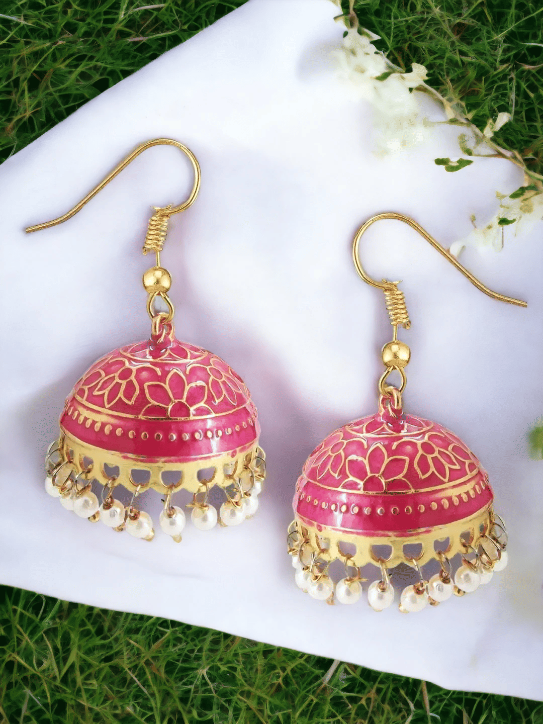     			9blings Pink Jhumki Earrings ( Pack of 1 )