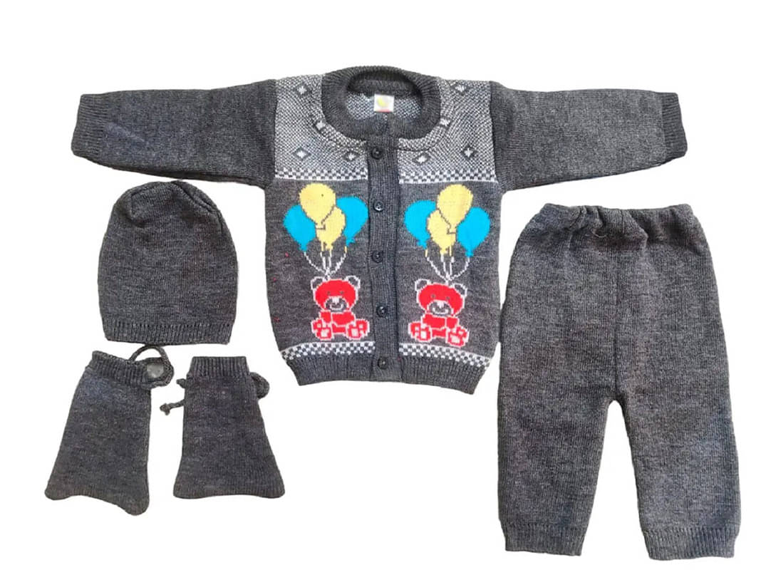     			Baby Boys and Girl's Winter Clothing Set (Set of 1)