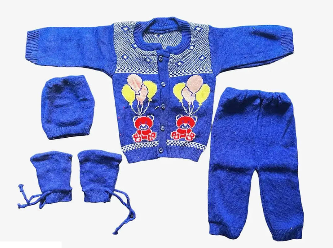     			Baby Boys and Girl's Winter Clothing Set (Set of 1)