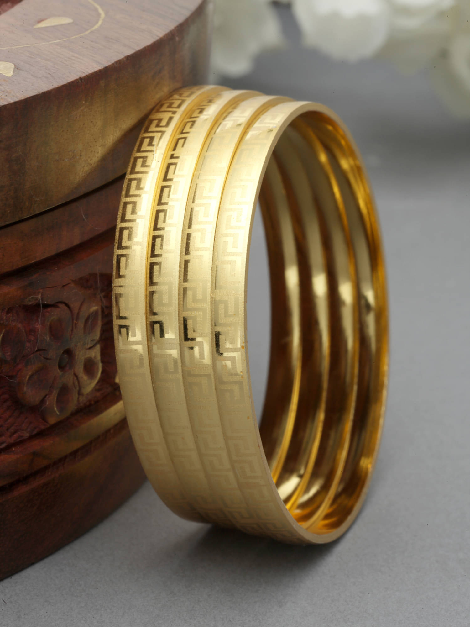     			Zeneme Gold Bangle ( Pack of 4 )