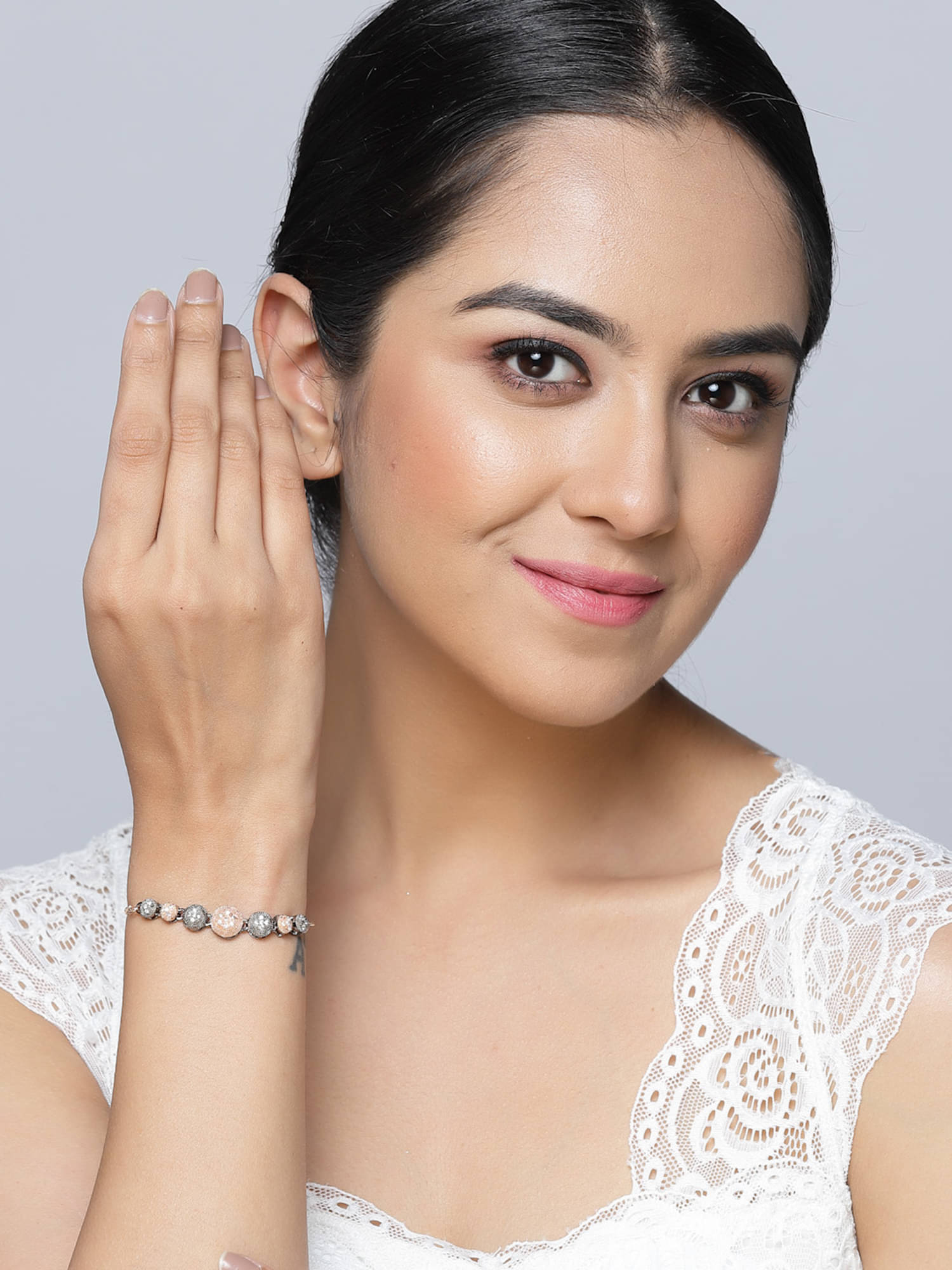 Zeneme Rose Gold Bracelet ( Pack of 1 ) Zeneme Rose Gold Bracelet ( Pack of 1 )