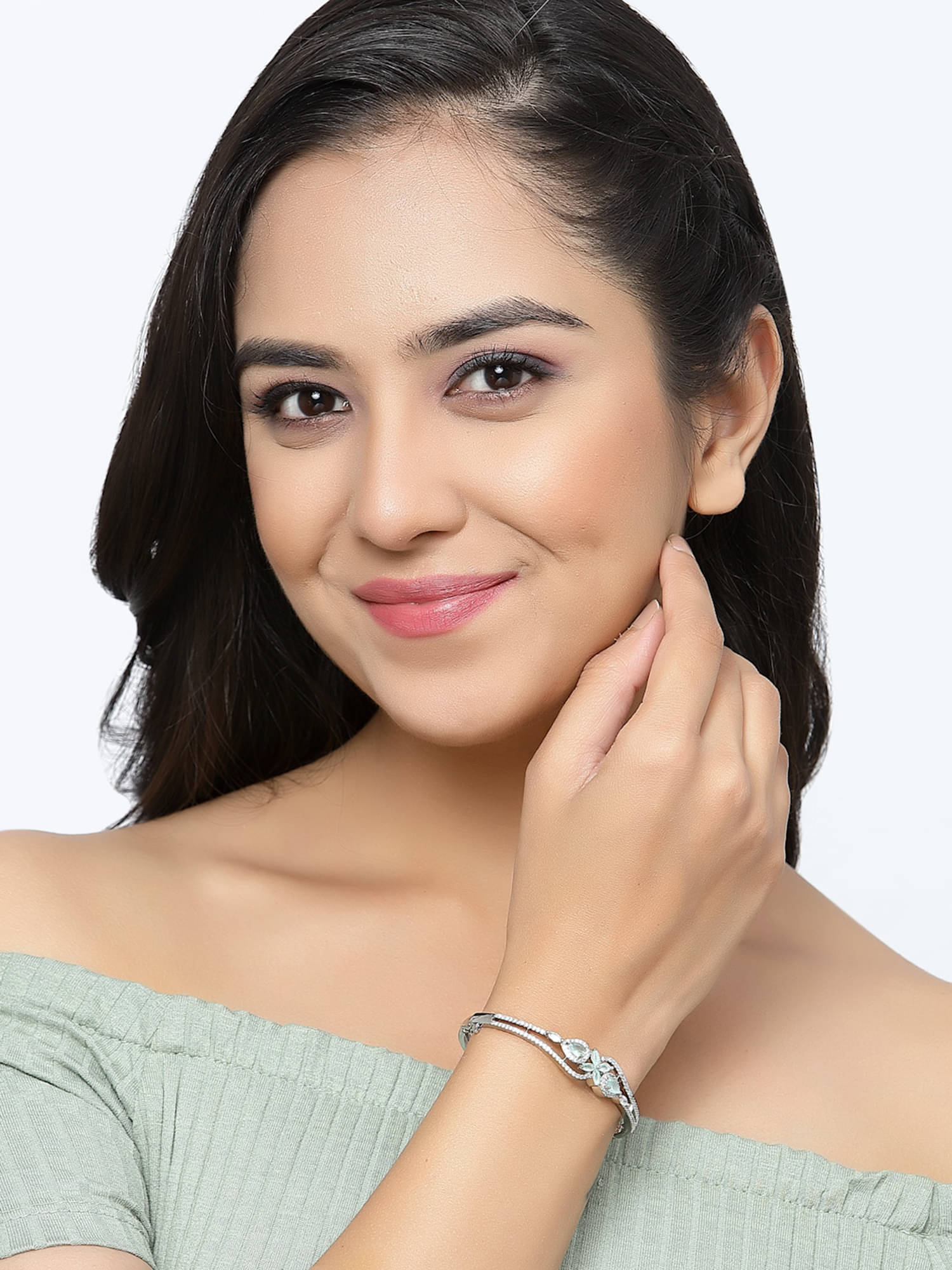     			Zeneme Mint Green Bracelet ( Pack of 1 )