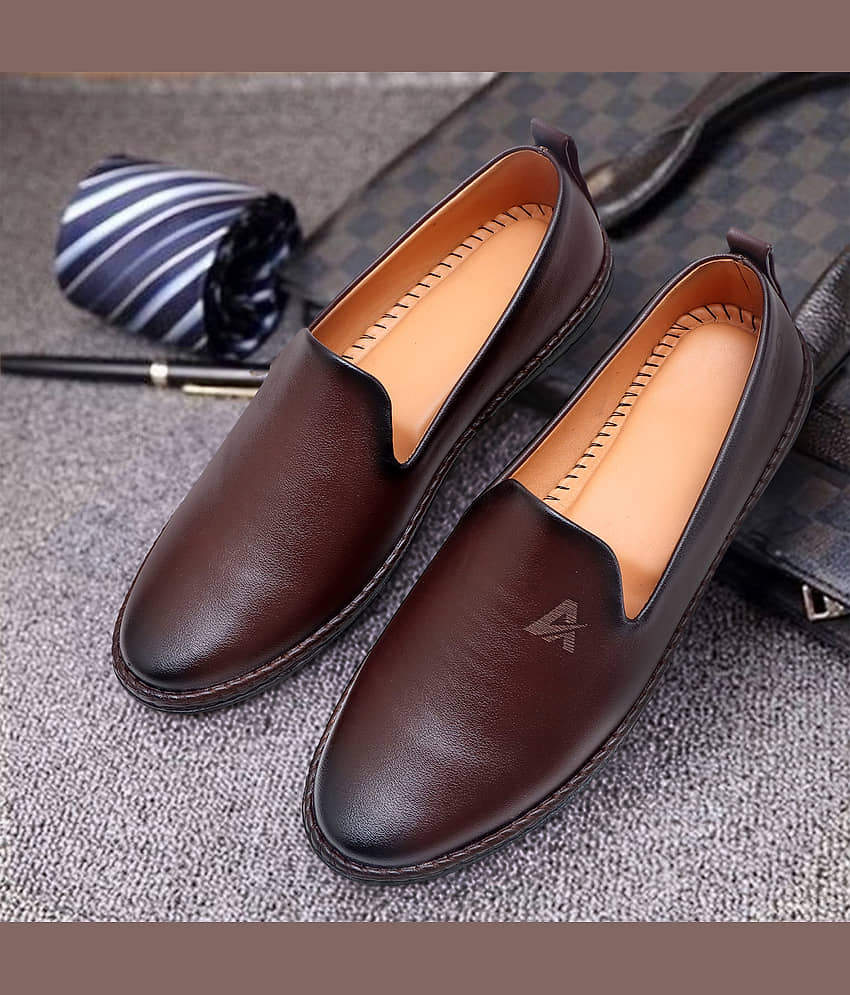 ALCAZO Black Men's Mojaris - Ethnic Shoes | Buy online on ZillyBuy