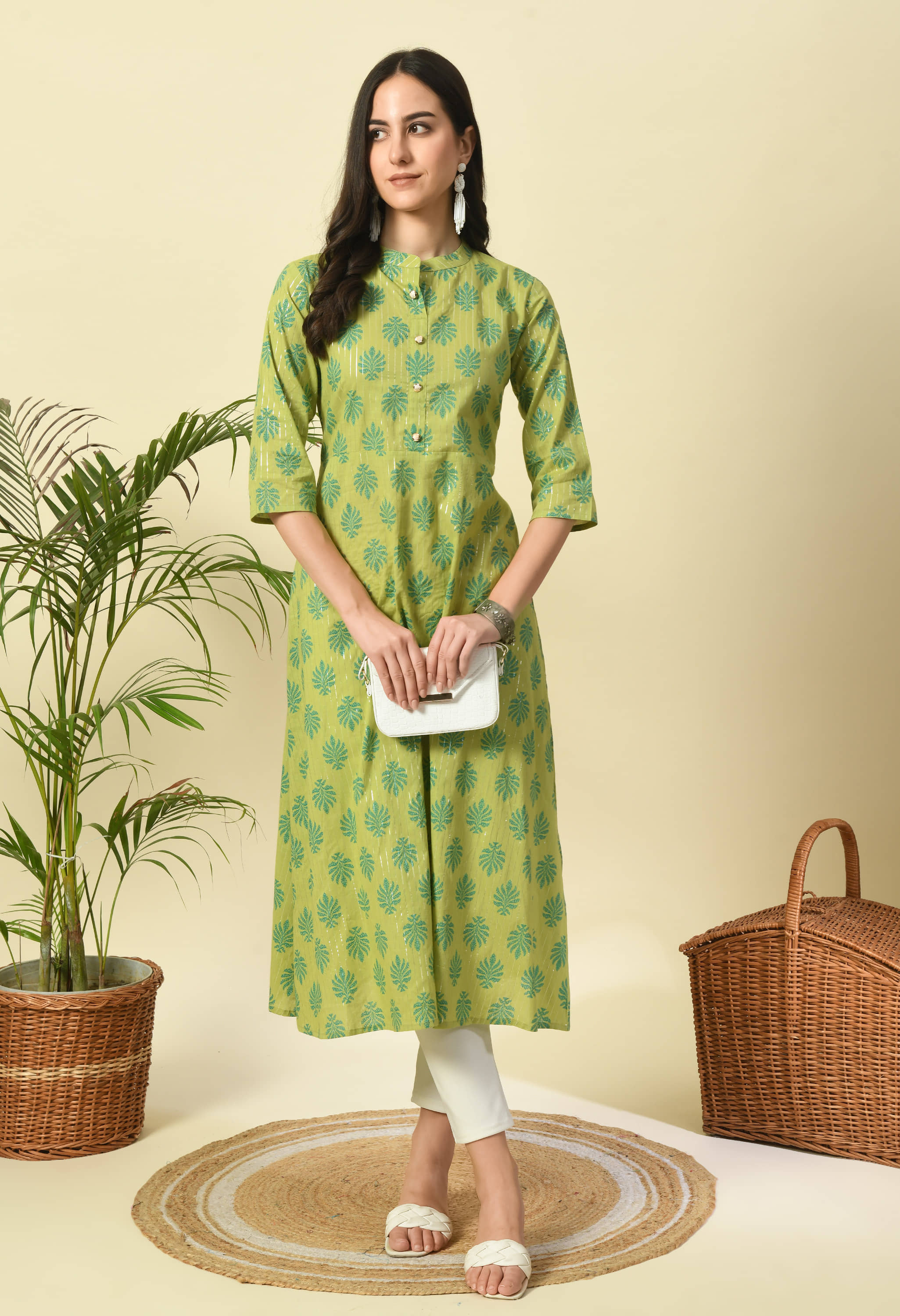 GlowWorld Viscose Blend Printed A-line Women's Kurti - Green ( Pack of 1 ) - Kurtis, Tunics | Buy online on ZillyBuy