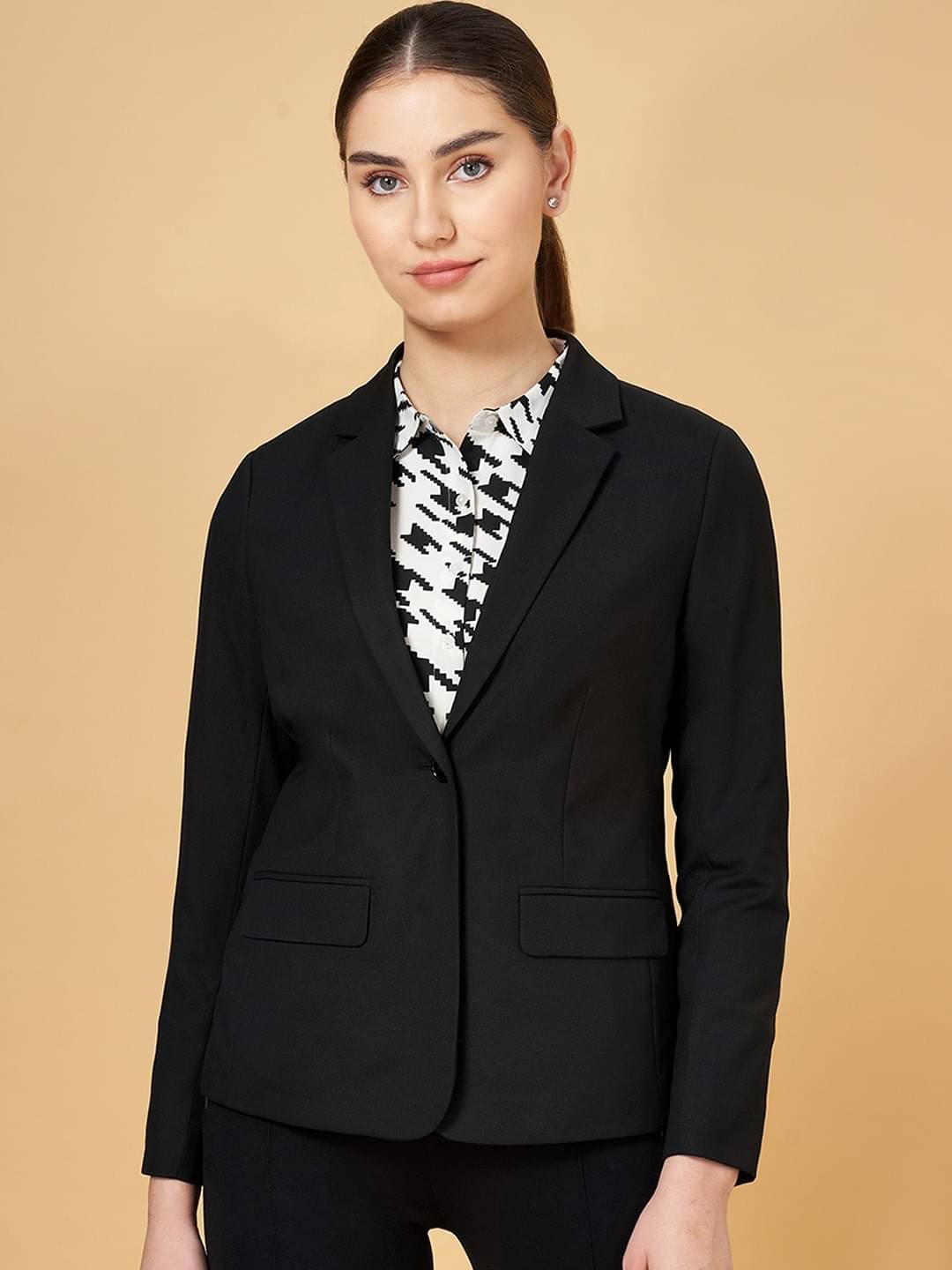     			PLUS PARADISE - Cotton Blend Black Blazers