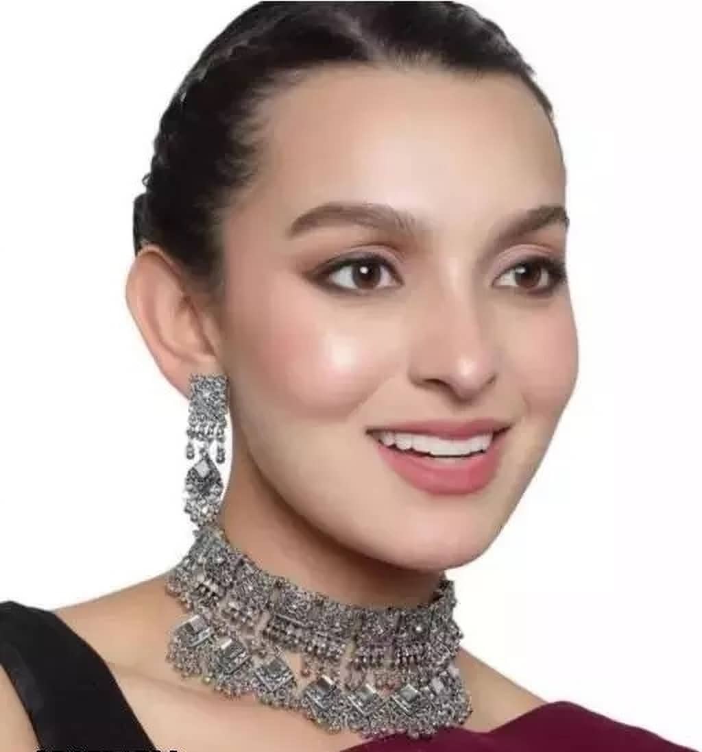 Samridhi DC Silver Alloy Necklace Set ( Pack of 1 )