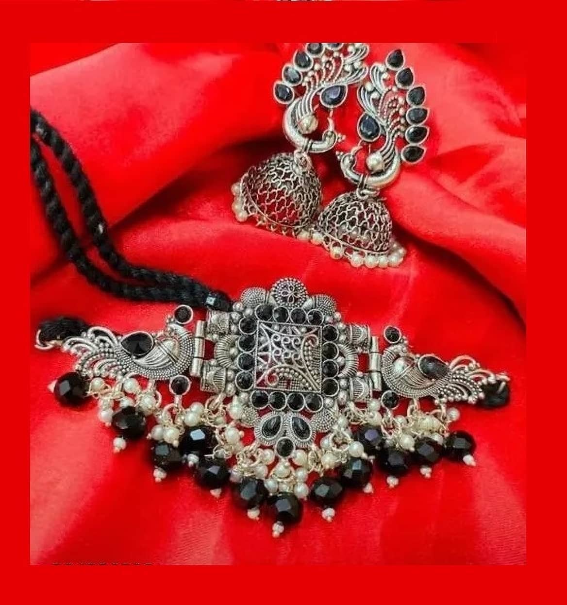 Samridhi DC Silver Alloy Necklace Set ( Pack of 1 )
