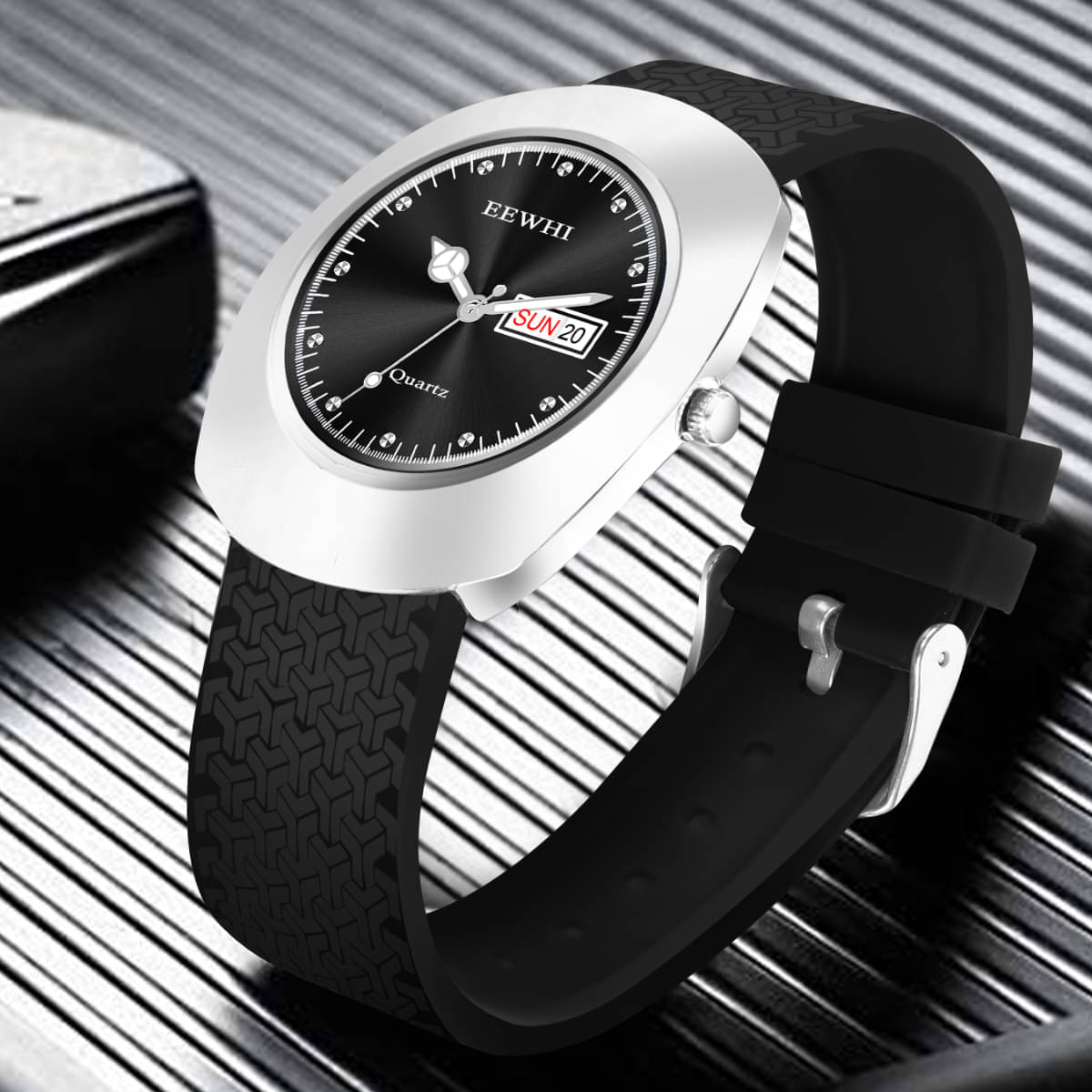     			EEWHI Black Silicon Analog Men's Watch