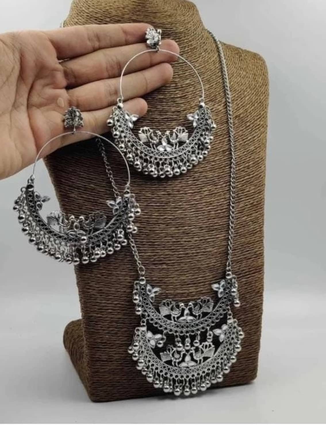 Samridhi DC Silver Alloy Necklace Set ( Pack of 1 )
