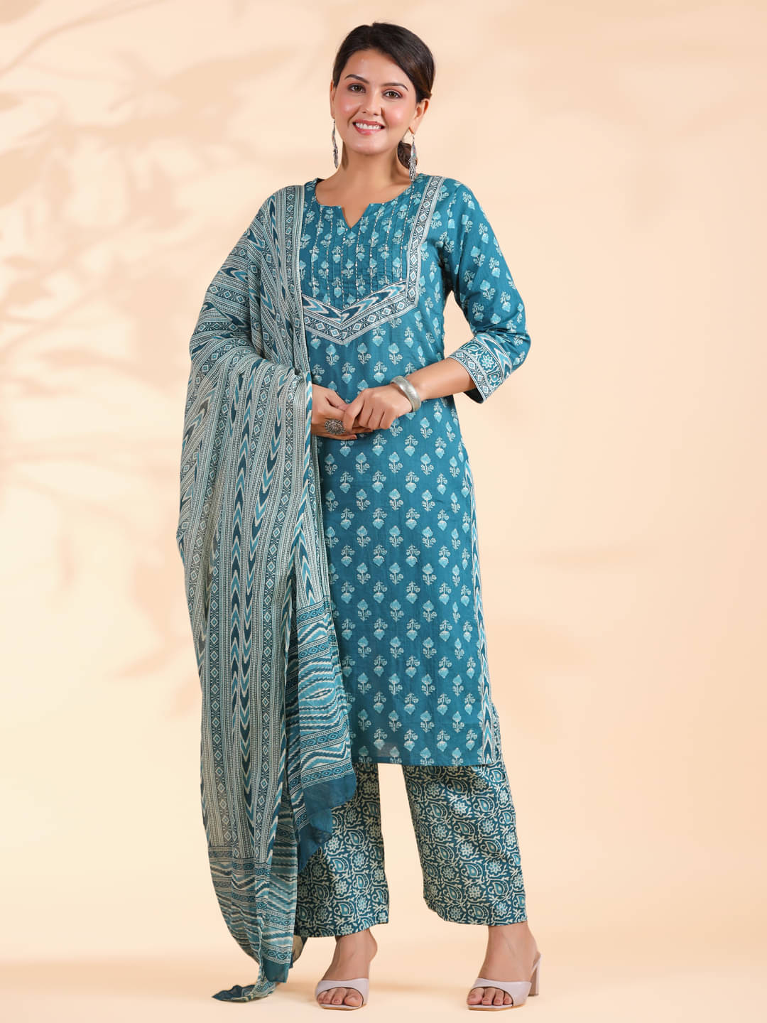 Vbuyz Cotton Printed Kurti With Palazzo Women's Stitched Salwar Suit - Turquoise ( Pack of 1 ) Vbuyz Cotton Printed Kurti With Palazzo Women's Stitched Salwar Suit - Turquoise ( Pack of 1 )