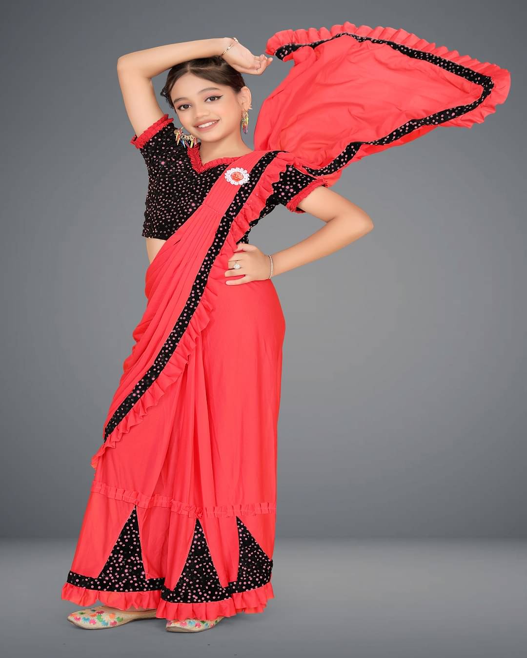     			HARPITA Lycra Classic Saree For Girls ( Red , Pack of 1 )