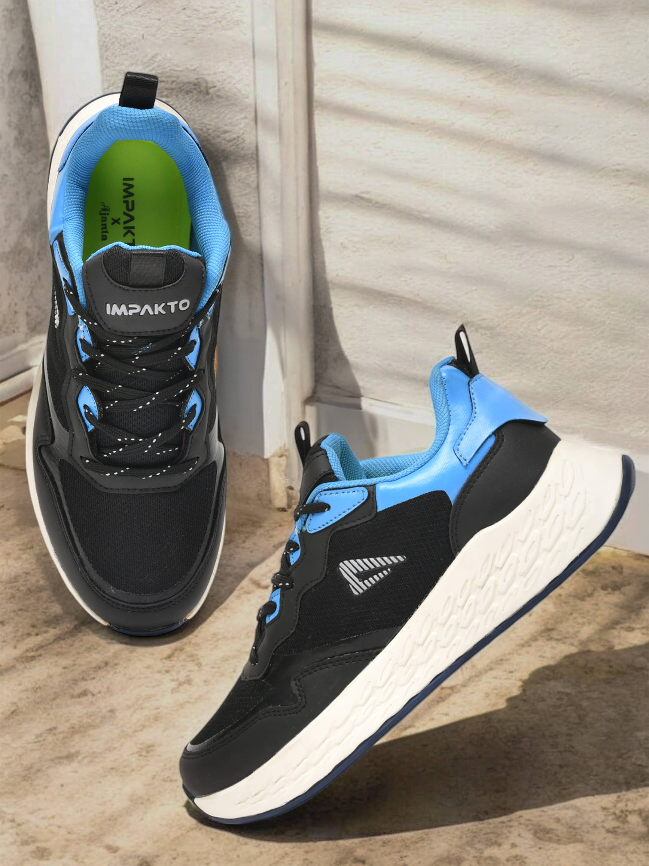     			Impakto Blue Men's Sneakers