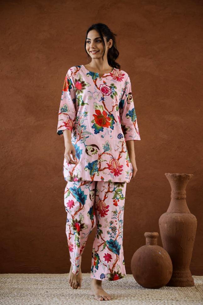     			Label Flavia Women Printed Top With Trousers Co-Ord Set ( Multi Color )