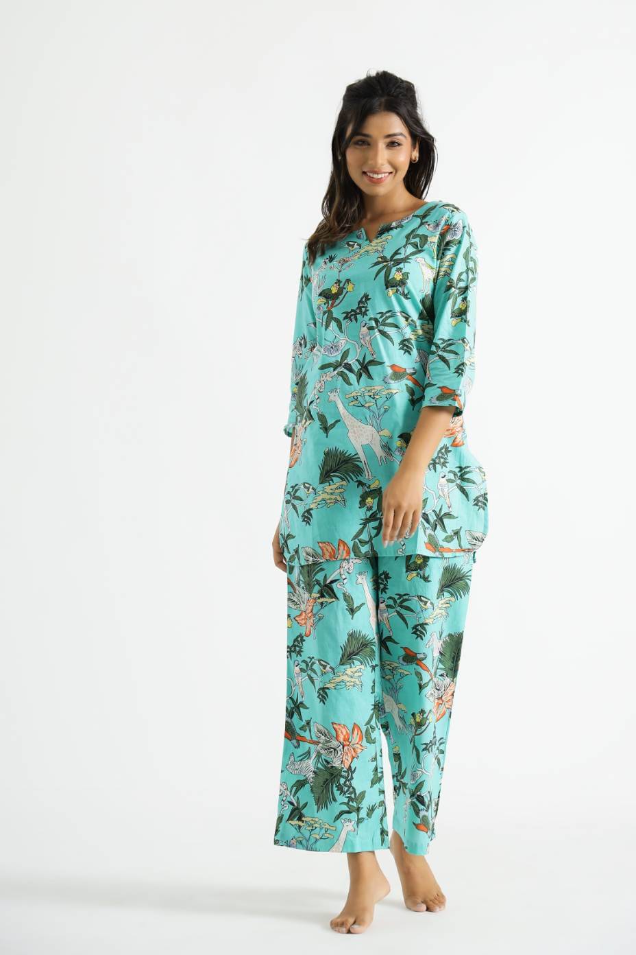     			Label Flavia Women Printed Tunic With Trousers Co-Ord Set ( Multi Color )
