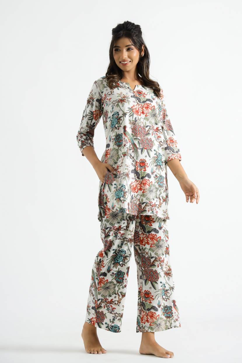     			Label Flavia Women Printed Top Trouser Co-Ord Set ( Multi Color )