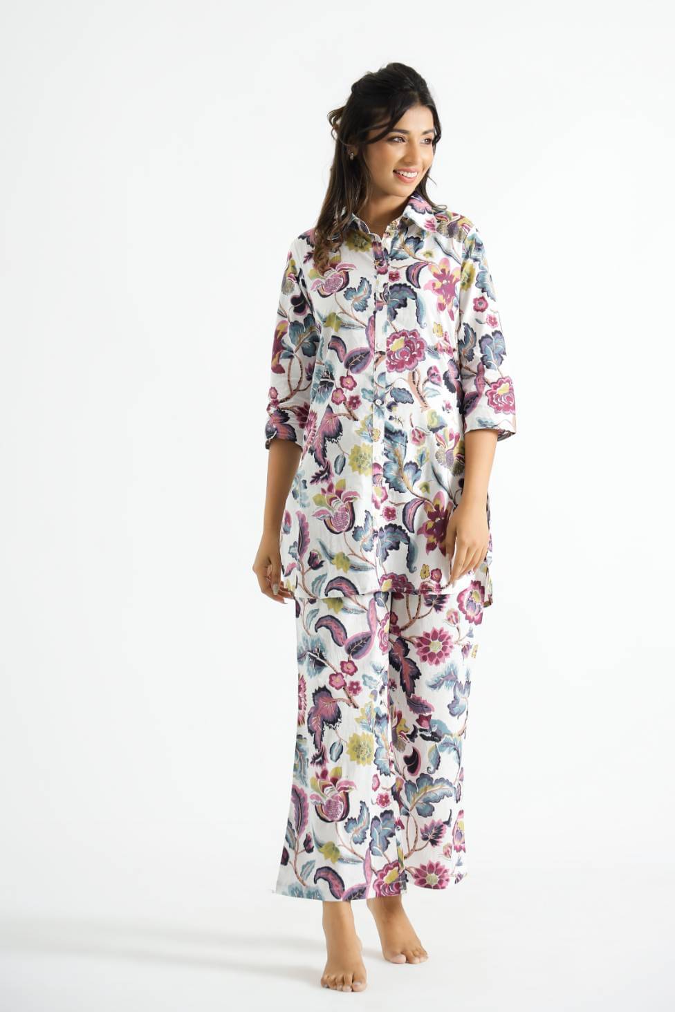     			Label Flavia Women Printed Top With Trousers Co-Ord Set ( Multi Color )