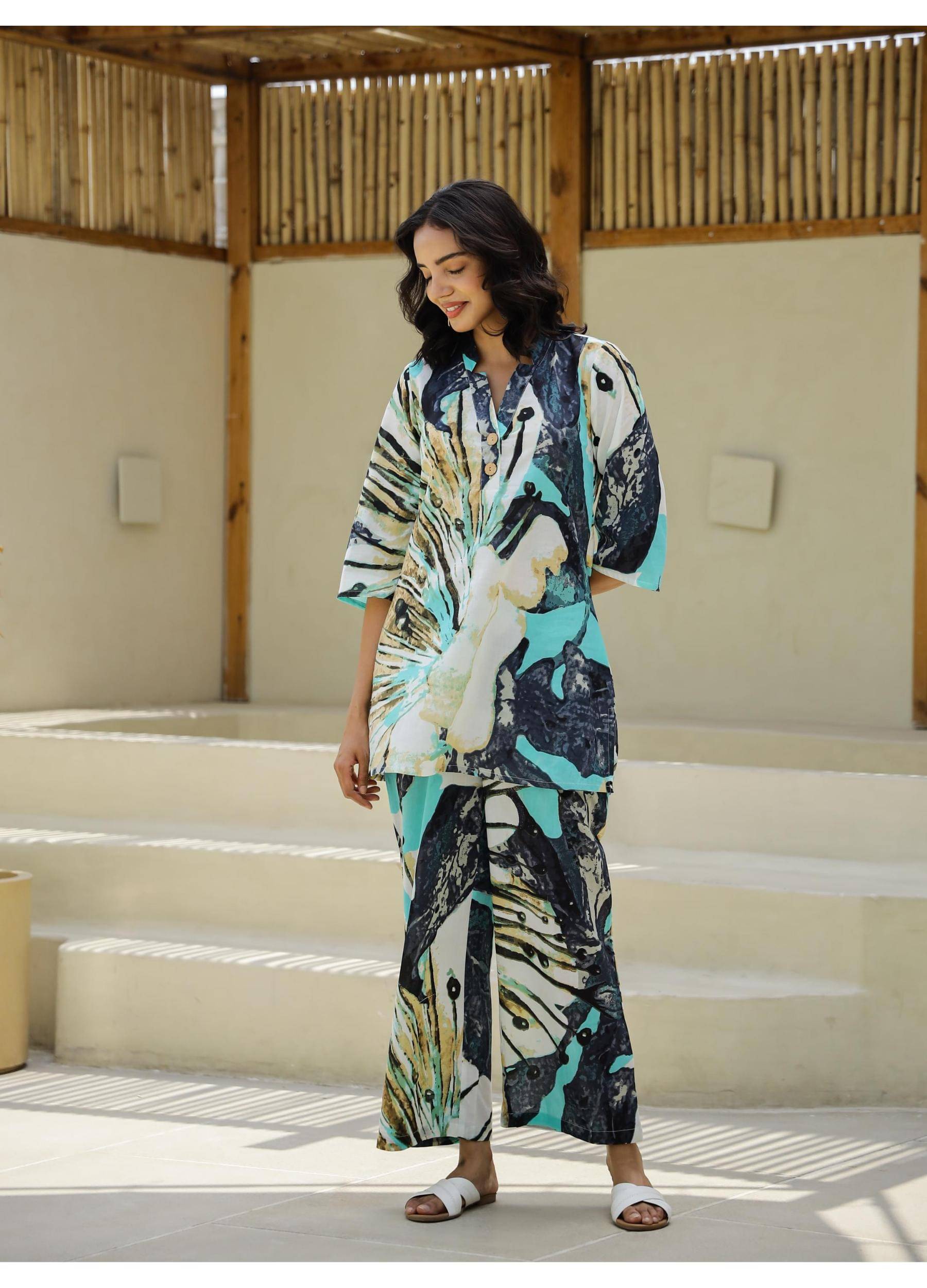     			Label Flavia Women Printed Tunic Trouser Co-Ord Set ( Multi Color )