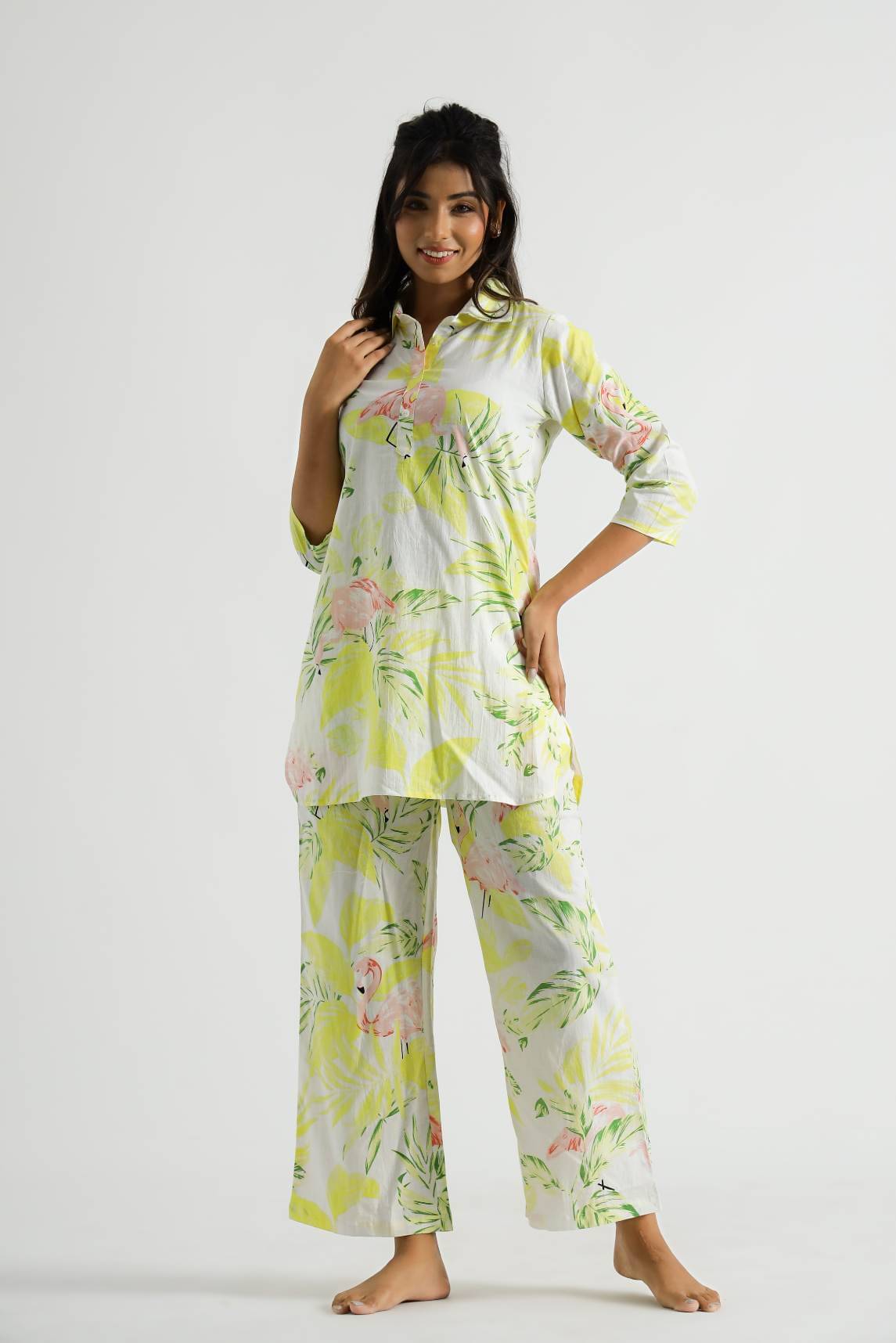     			Label Flavia Women Printed Top Trouser Co-Ord Set ( Multi Color )