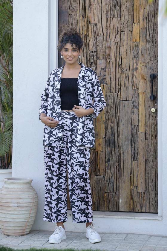     			Label Flavia Women Printed Shirt With Trousers Co-Ord Set ( Multicolor )
