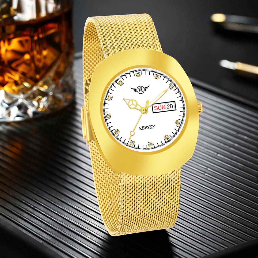    			REESKY Gold Brass Analog Men's Watch