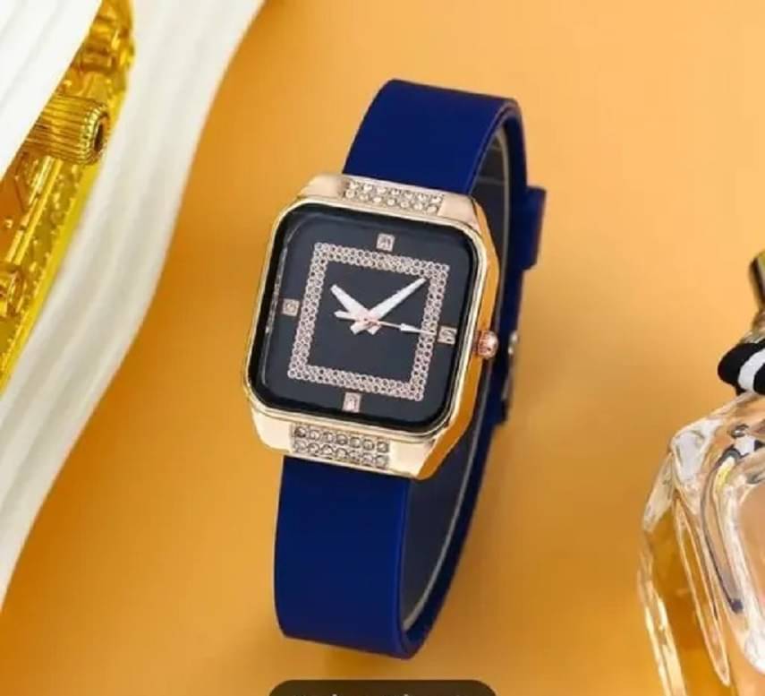     			Renaissance Traders Blue PU Analog Womens Watch