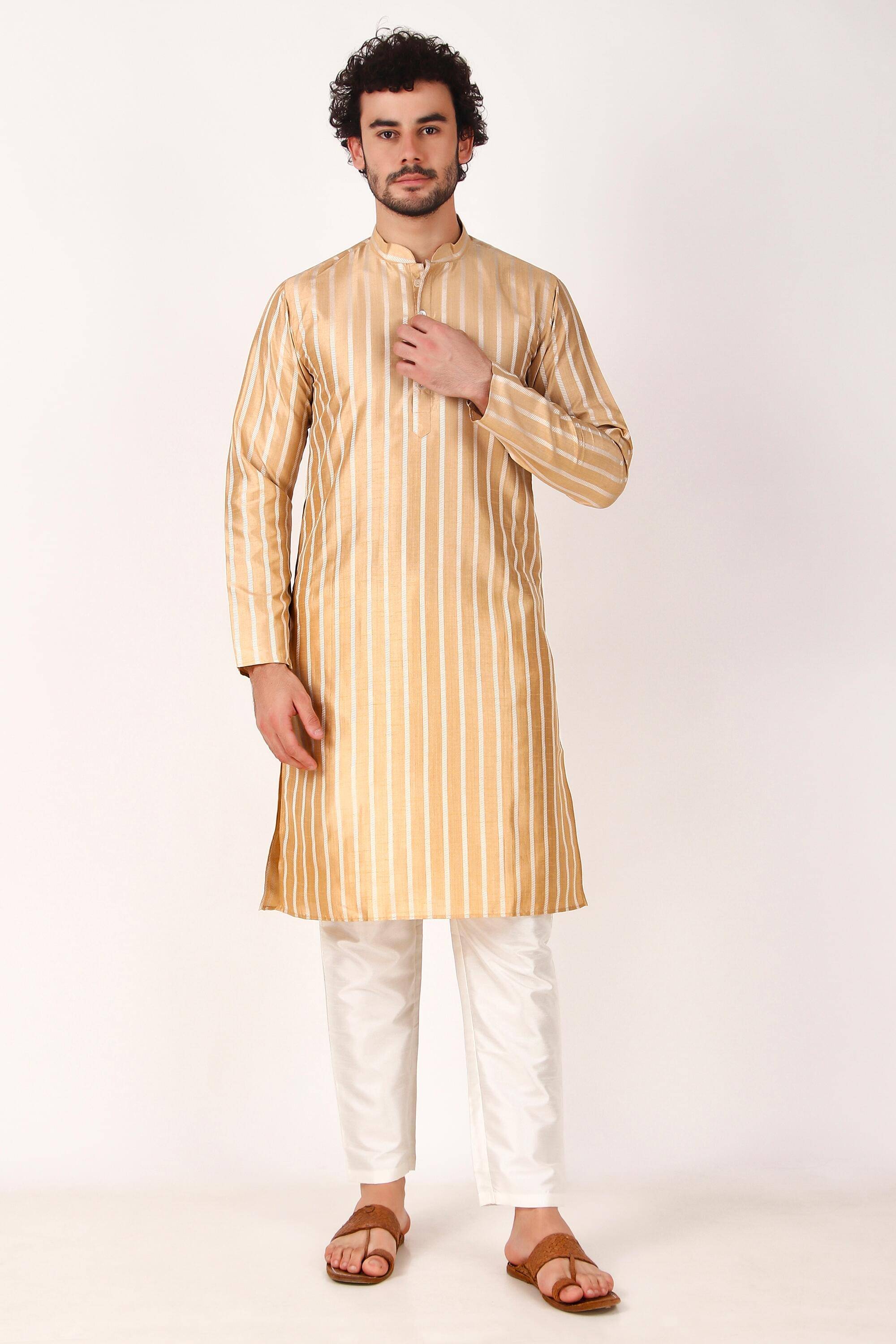     			koshin Khaki Silk Regular Fit Men's Kurta Pyjama Set ( Pack of 1 )