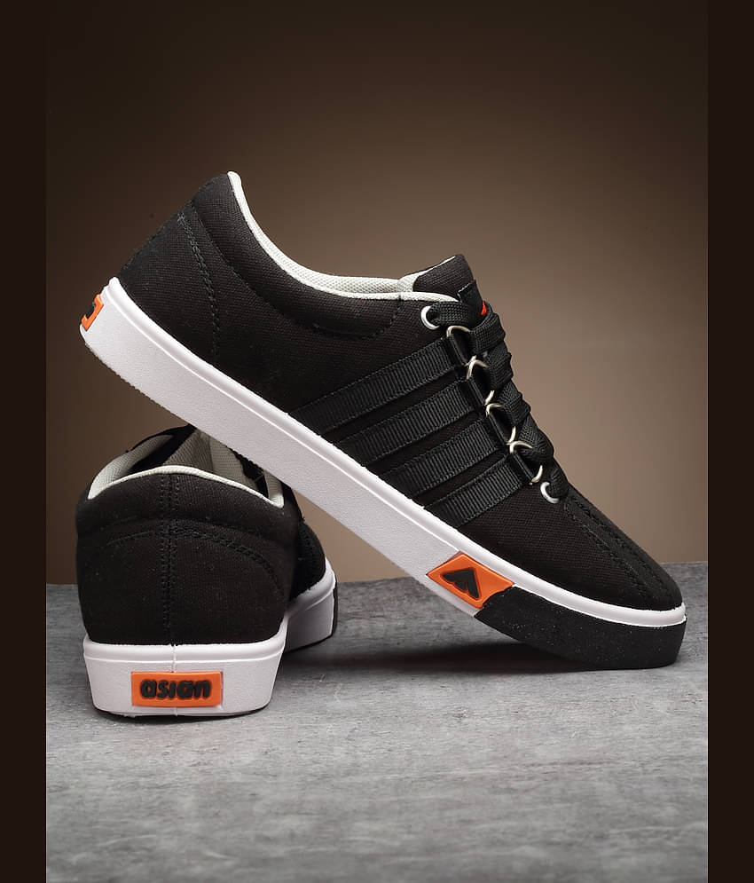 Sparx SM 9041 Red Men's Outdoor Shoes