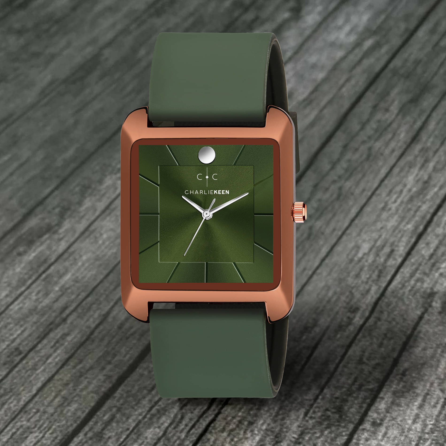     			CHARLIEKEEN Green Silicon Analog Men's Watch