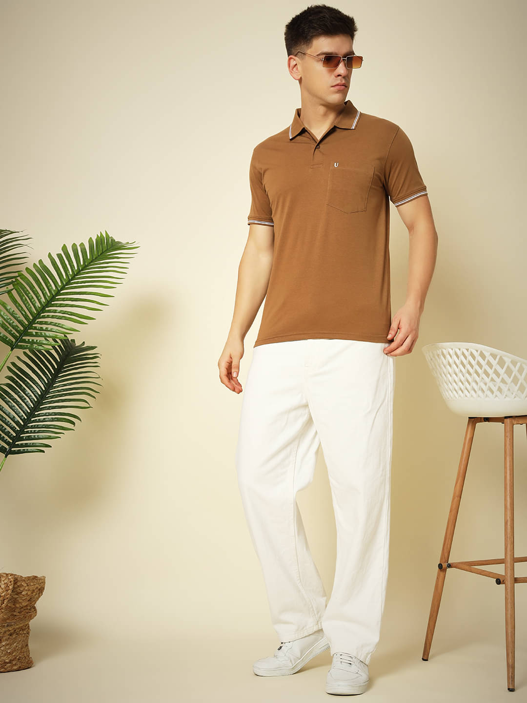UNIBERRY Pack of 1 Cotton Blend Regular Fit Solid Half Sleeves Men's Polo T Shirt ( Brown ) UNIBERRY Pack of 1 Cotton Blend Regular Fit Solid Half Sleeves Men's Polo T Shirt ( Brown )