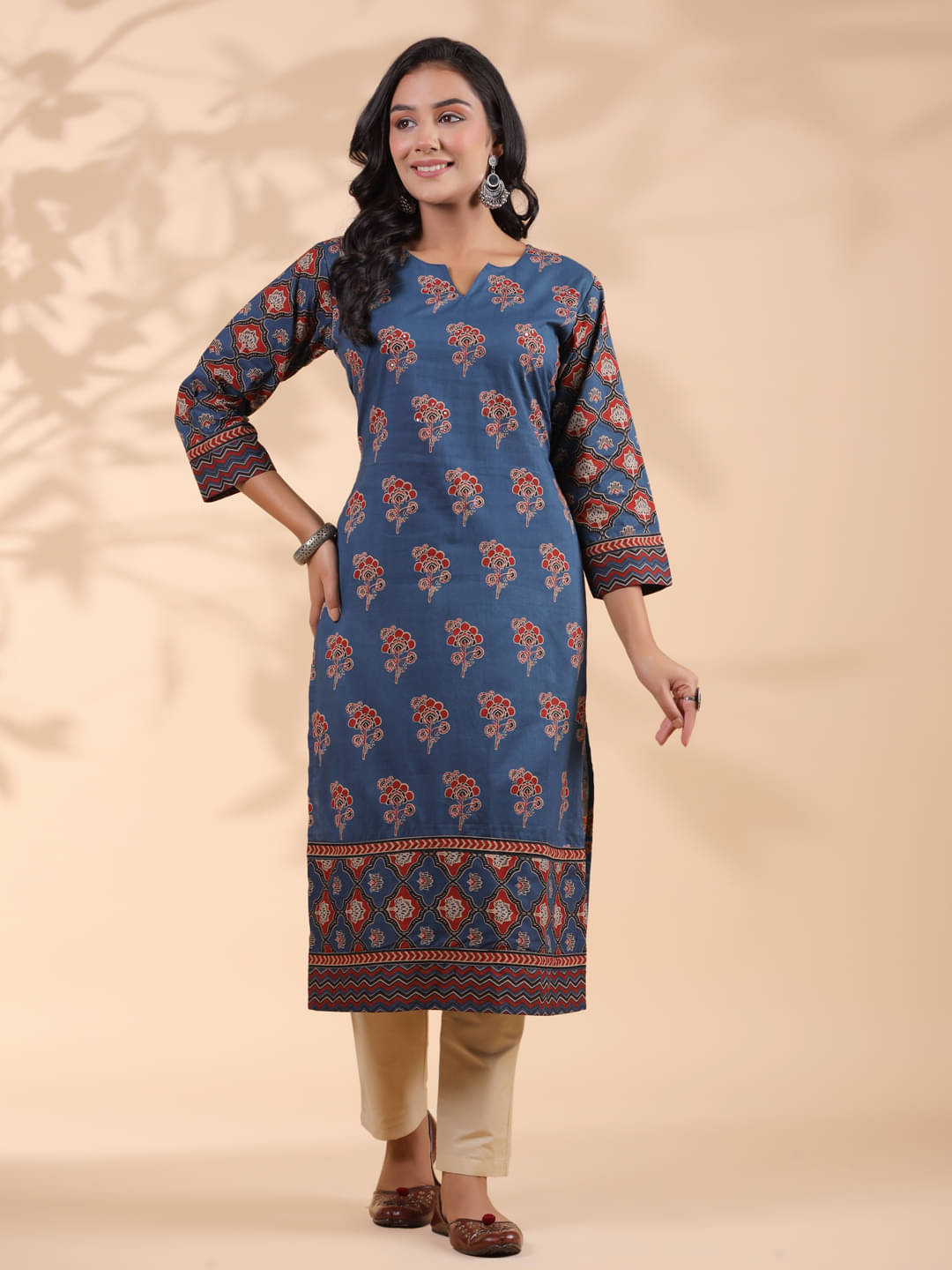 Vbuyz Cotton Printed Straight Women's Kurti - Blue ( Pack of 1 ) Vbuyz Cotton Printed Straight Women's Kurti - Blue ( Pack of 1 )