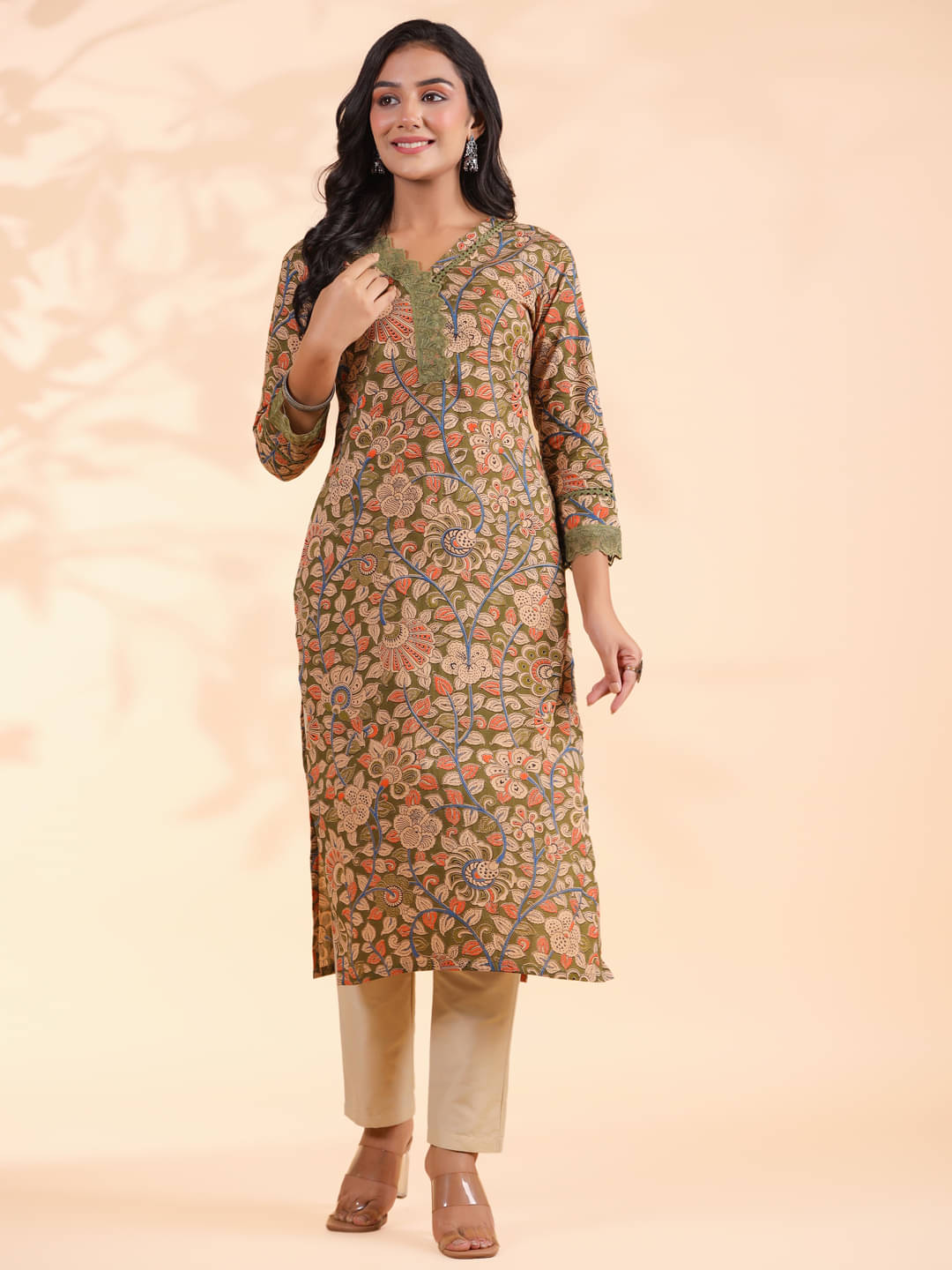Vbuyz Cotton Printed Straight Women's Kurti - Green ( Pack of 1 )     			Vbuyz Cotton Printed Straight Women's Kurti - Green ( Pack of 1 )