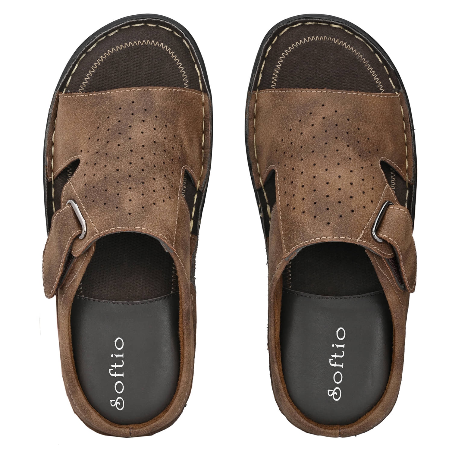     			softio Brown Men's Leather Slipper