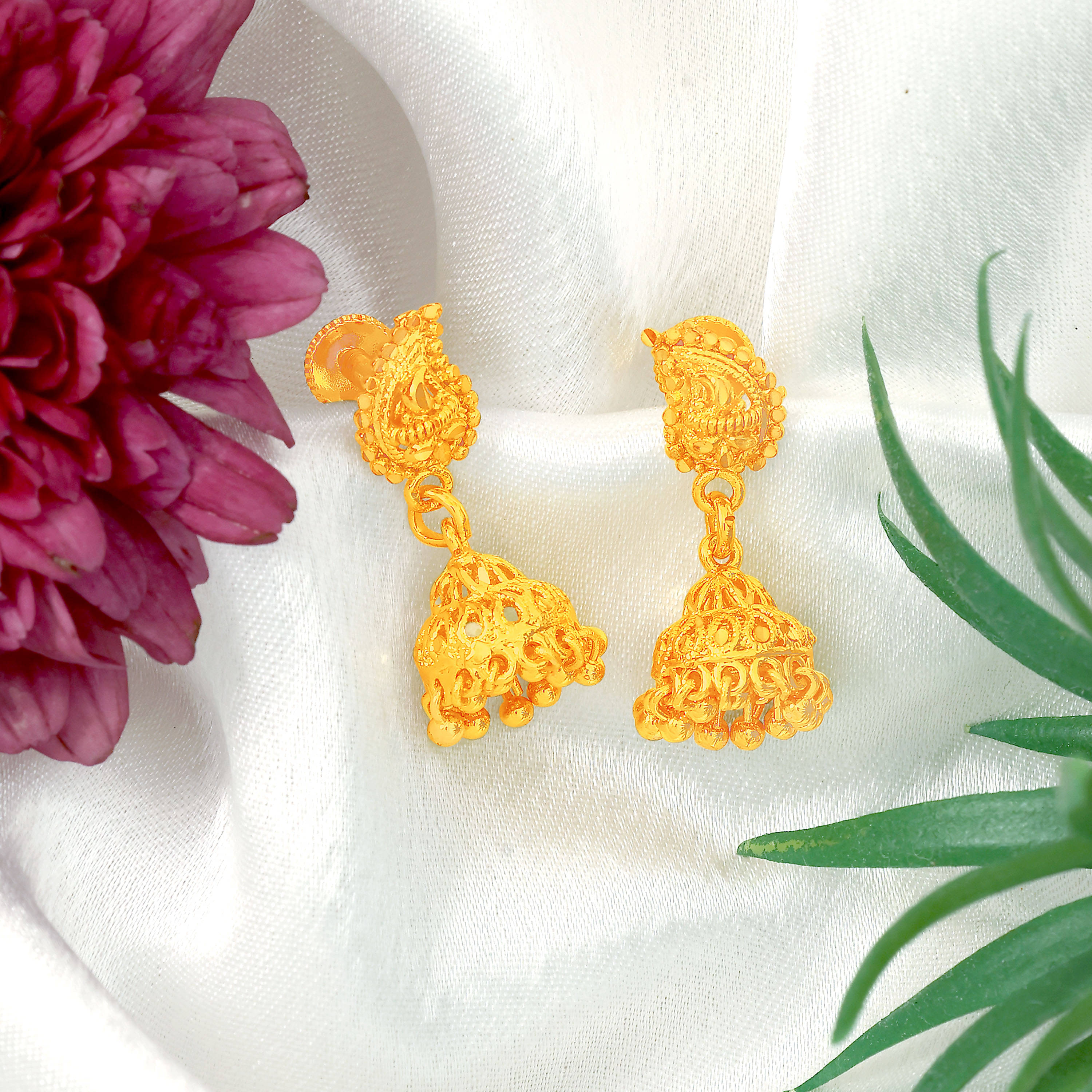     			Drashti Collection Golden Jhumki Earrings ( Pack of 1 )