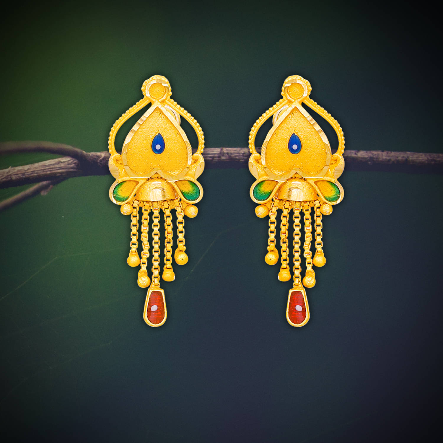     			Drashti Collection Golden Stud Earrings ( Pack of 1 )