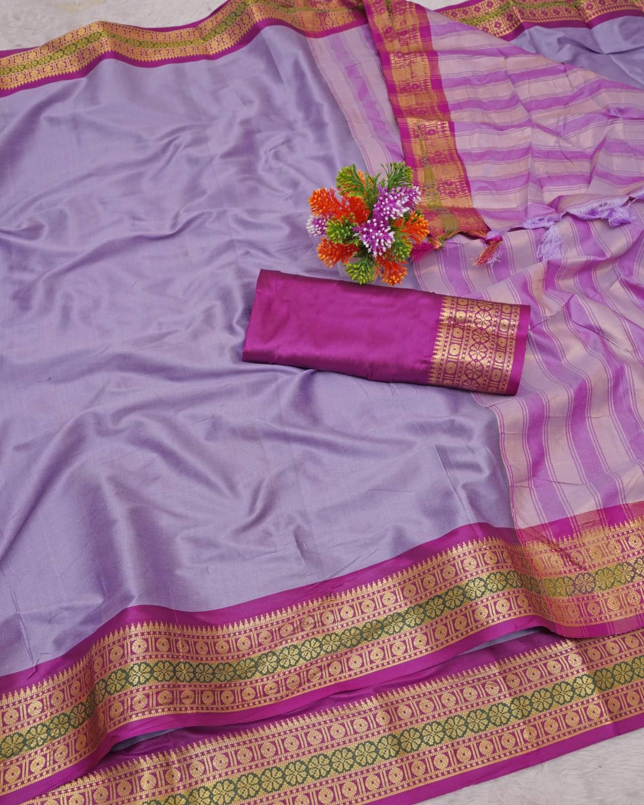     			Kalpana Creation Cotton Silk Woven Saree With Unstitched Blouse Piece ( Lavender )