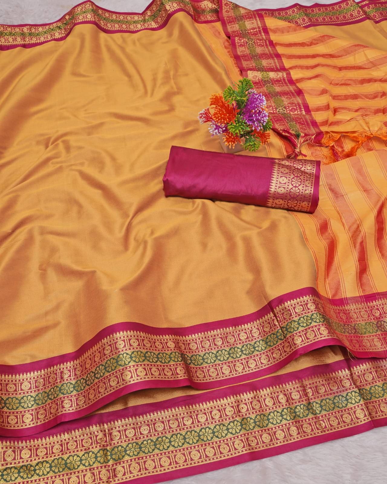     			Kalpana Creation Cotton Silk Woven Saree With Unstitched Blouse Piece ( Mustard )