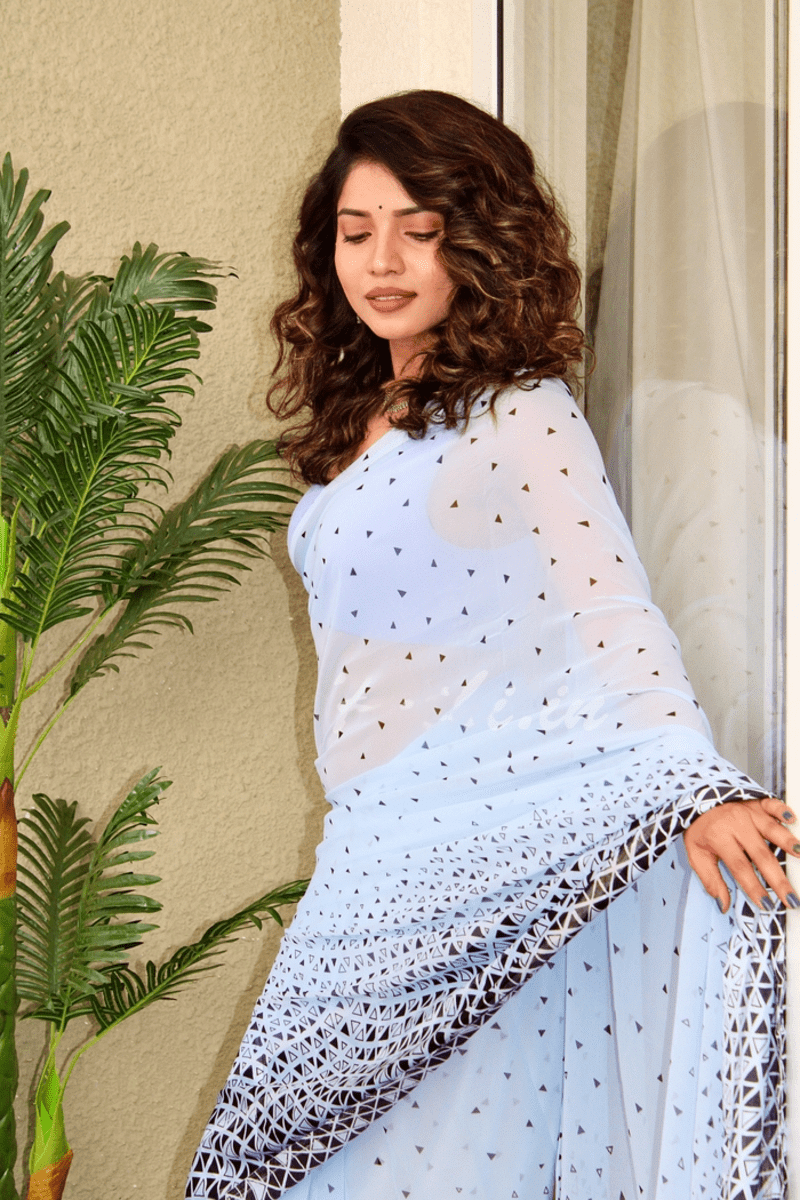     			Sitanjali Georgette Printed Saree With Unstitched Blouse Piece ( Grey )