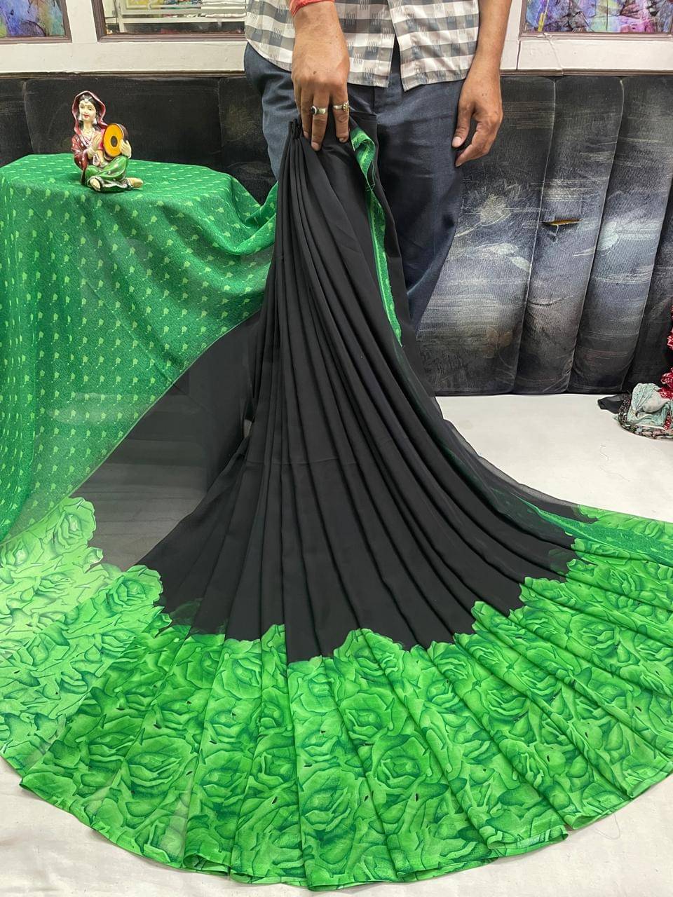 Sitanjali Georgette Printed Saree With Unstitched Blouse Piece ( Green ) Sitanjali Georgette Printed Saree With Unstitched Blouse Piece ( Green )