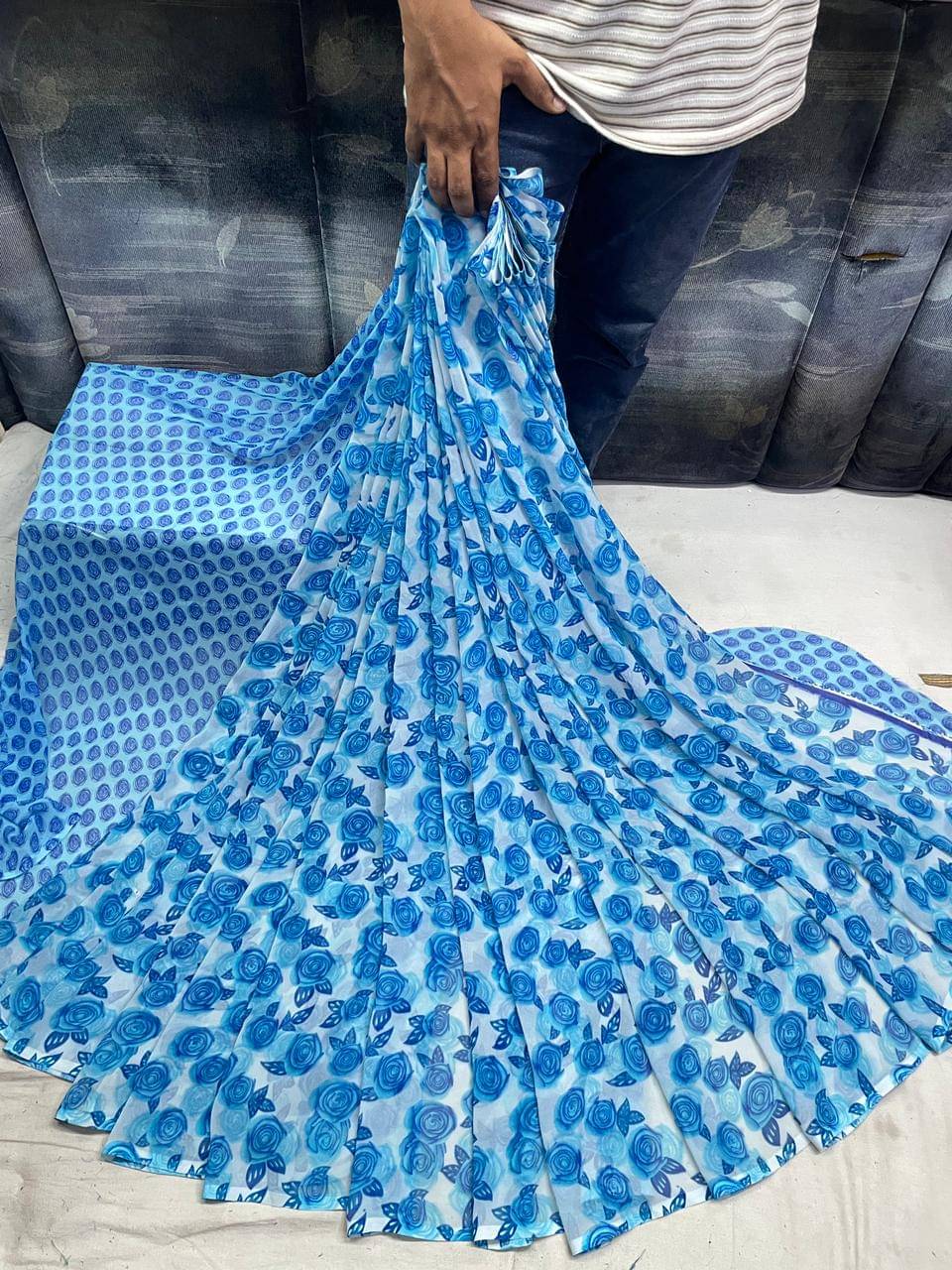 Sitanjali Georgette Printed Saree With Unstitched Blouse Piece ( Blue ) Sitanjali Georgette Printed Saree With Unstitched Blouse Piece ( Blue )