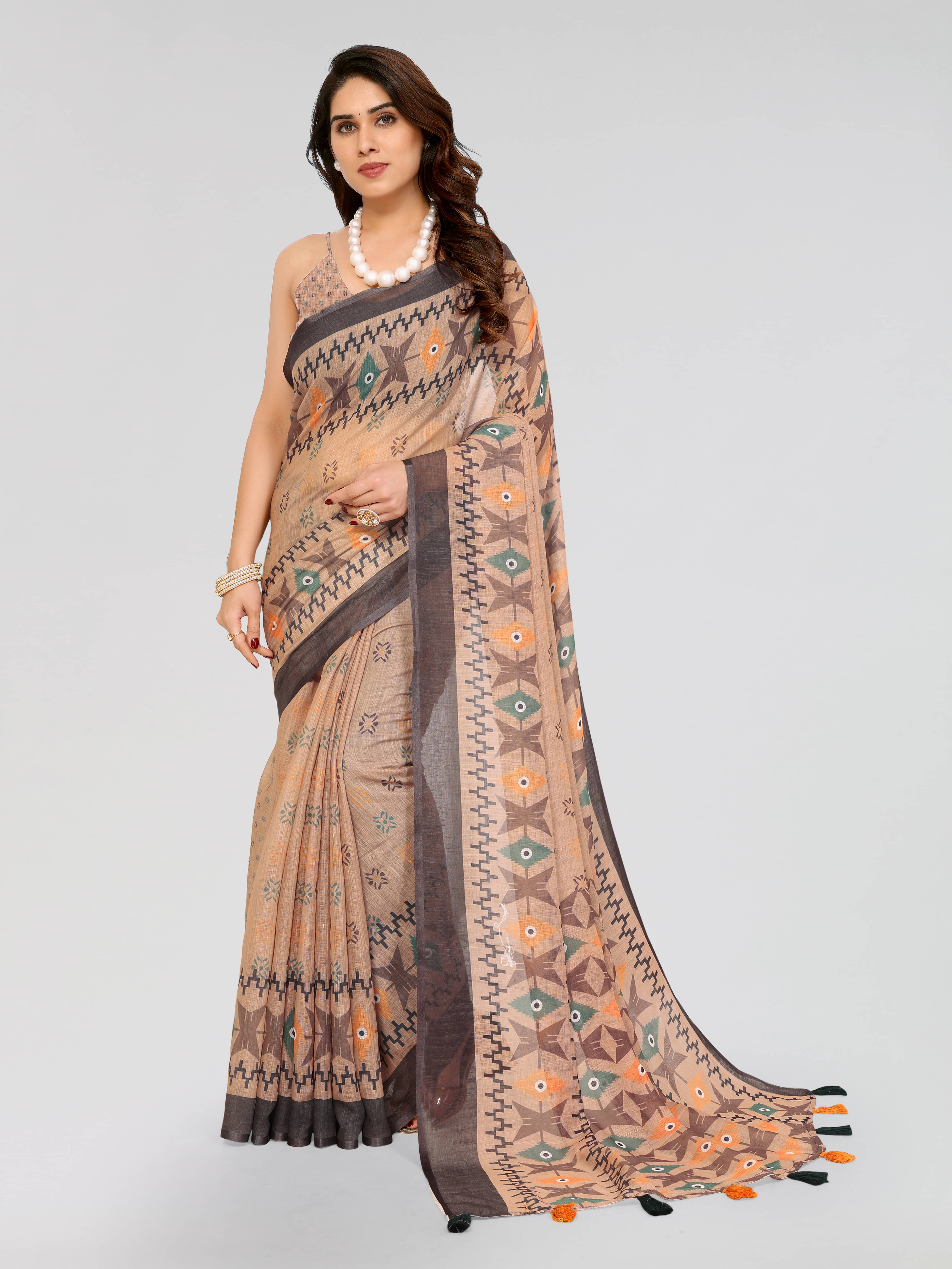     			HEMA SILK MILLS Linen Printed Saree With Unstitched Blouse Piece ( Beige )
