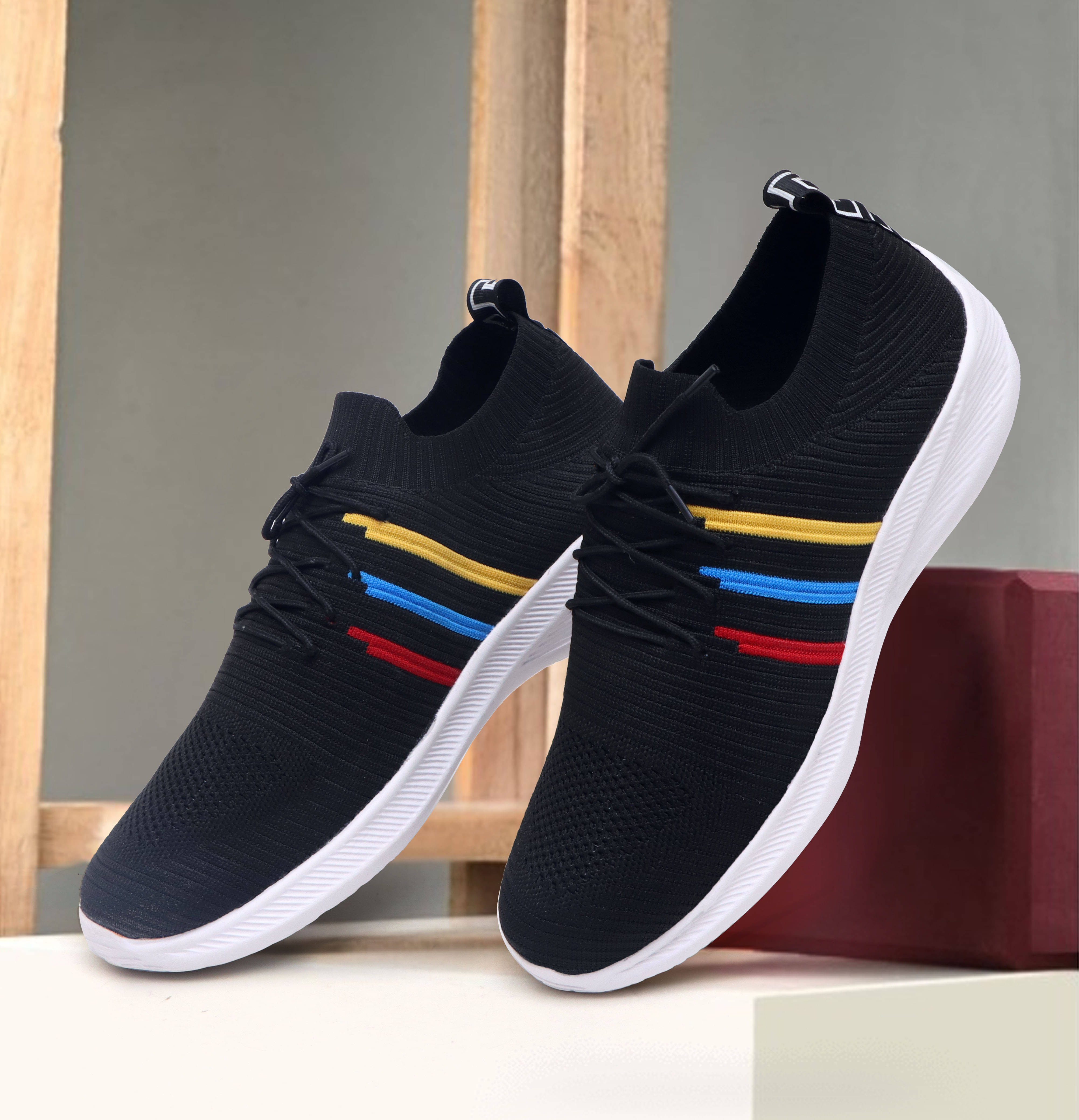     			SHUAN Black Men's Outdoor Shoes