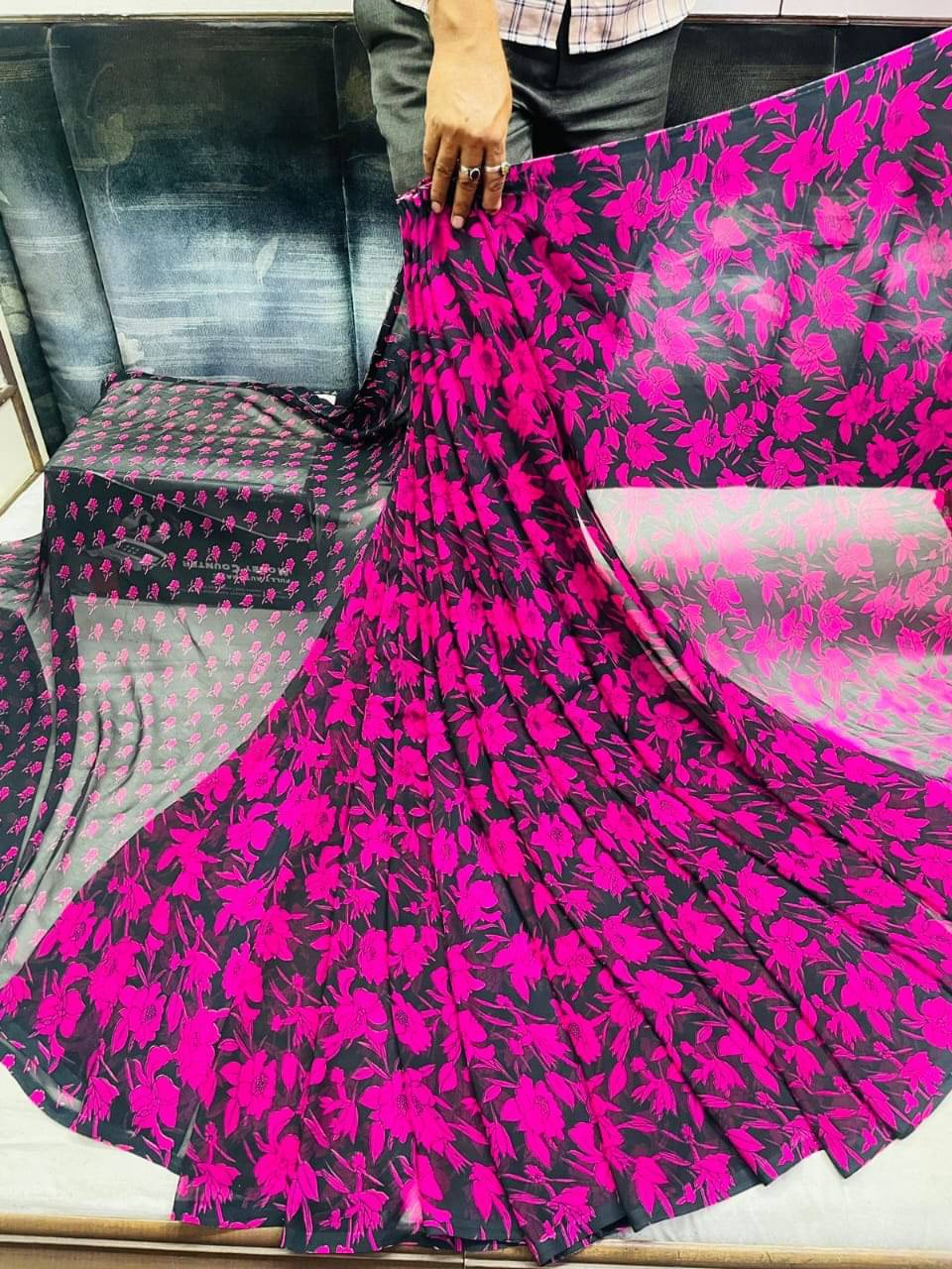 Sitanjali Lifestyle Georgette Printed Saree With Unstitched Blouse Piece ( Rani )     			Sitanjali Lifestyle Georgette Printed Saree With Unstitched Blouse Piece ( Rani )